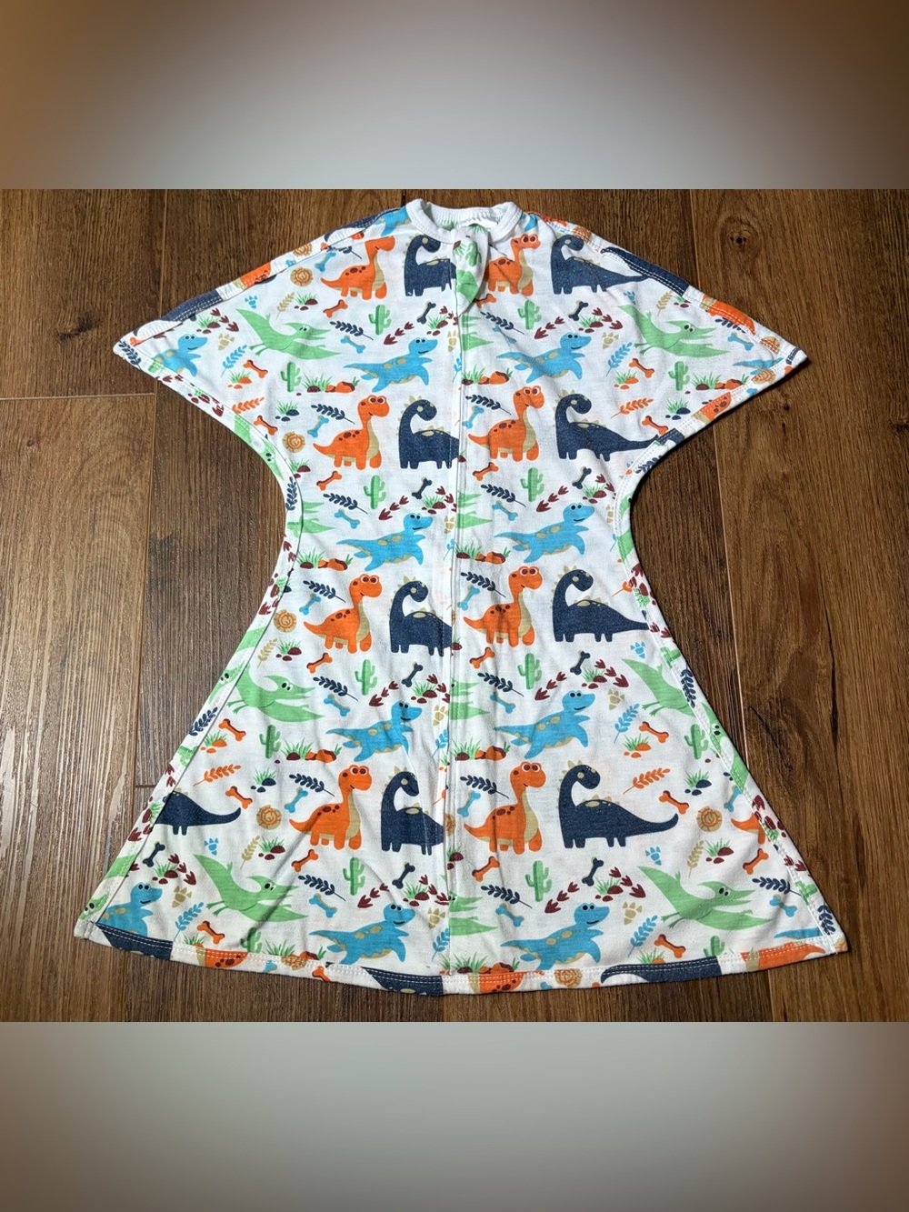 Sleeping Baby Zipadee zip dinosaurs lightweight size small 4m-8m